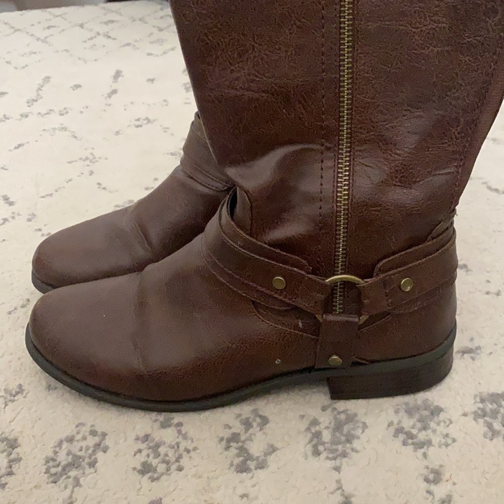 Wide Calf Guess Boots